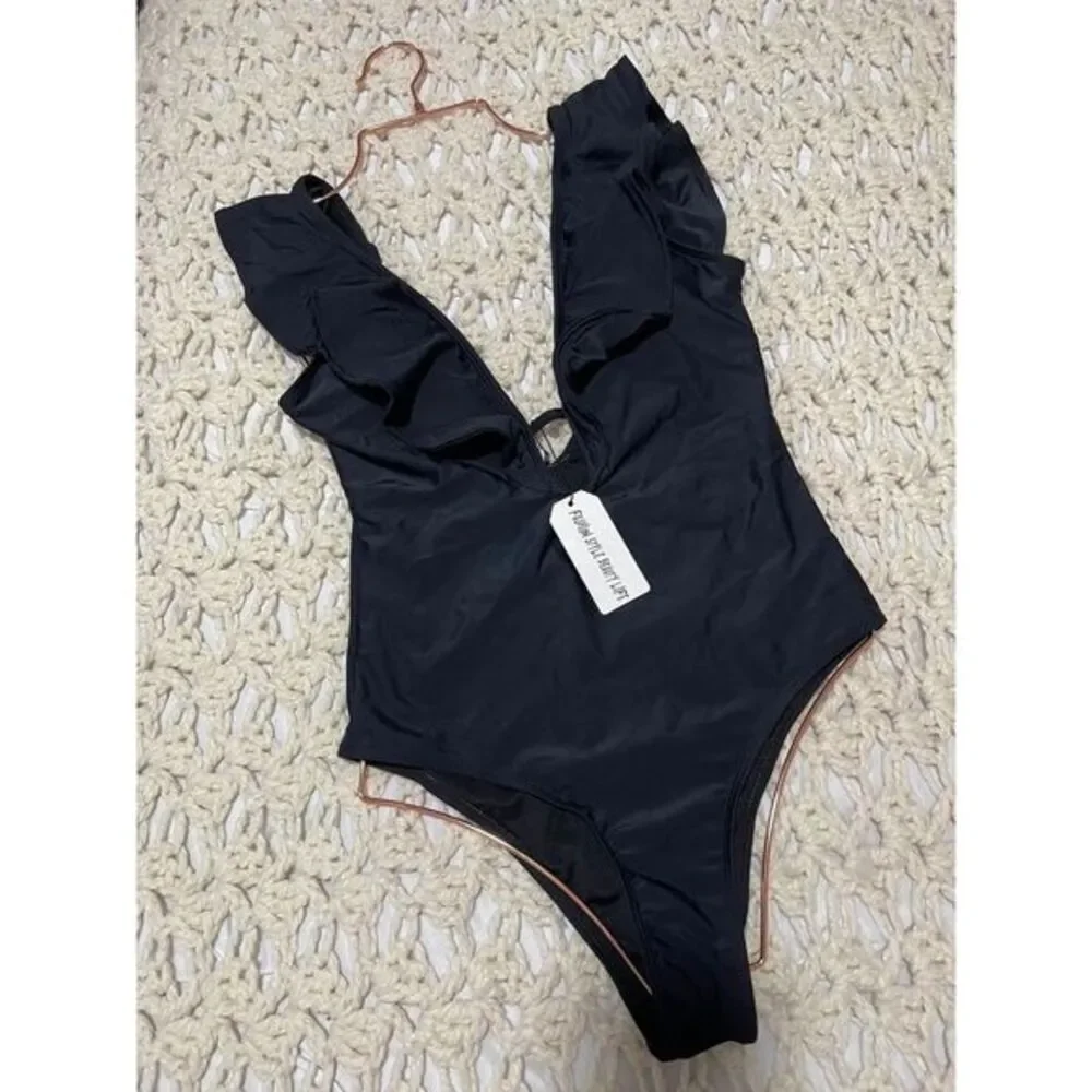 SPORLIKE Women One Piece Swimsuit V-Neck‎ Ruffle Bathing Suit Padded Monokini M